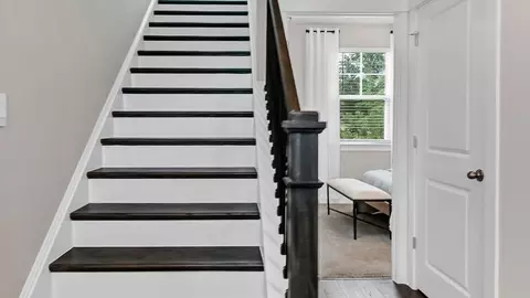 Entry Way - 1432 Trailhead Ln, Lexington, SC 29072 photo 3 of 5