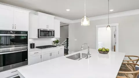 Kitchen - 1432 Trailhead Ln, Lexington, SC 29072 photo 4 of 7