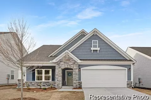 10001 Jack Nicklaus Dr #923, Lancaster, SC 29720