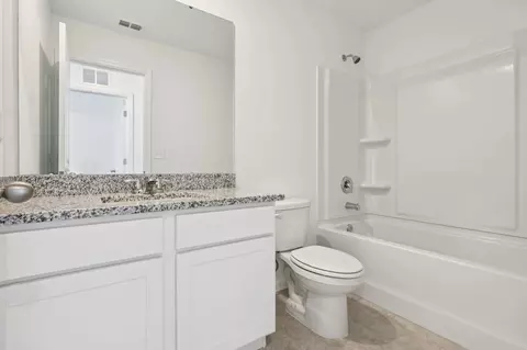 Bath - 4630 Dusty Coral Dr, Saint Cloud, FL 34772 photo 2 of 3