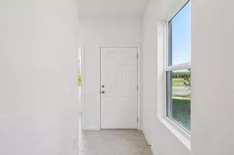 Entry Way - 4630 Dusty Coral Dr, Saint Cloud, FL 34772 photo 1 of 1