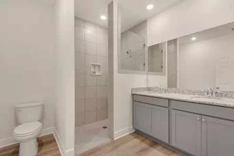 Bath - 6987 Cottage Row St, Pace, FL 32571 photo 1 of 1