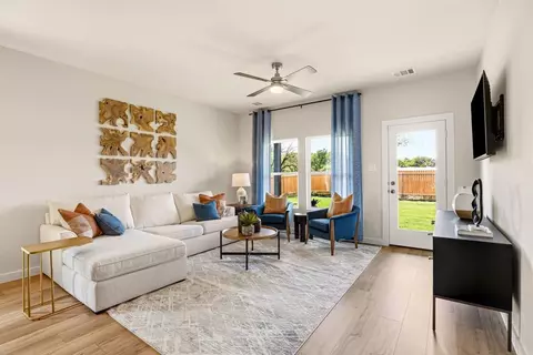 Living - 317 Declan St, Springtown, TX 76082 photo 1 of 5
