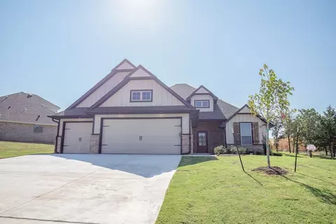 Exterior - 2920 E Northampton St, Broken Arrow, OK 74014 photo 3 of 36