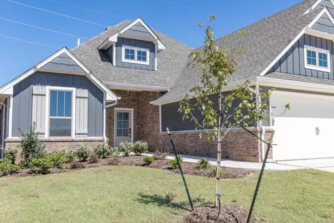 Exterior - 2920 E Northampton St, Broken Arrow, OK 74014 photo 22 of 36
