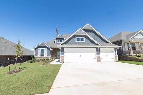 Exterior - 2920 E Northampton St, Broken Arrow, OK 74014 photo 2 of 36