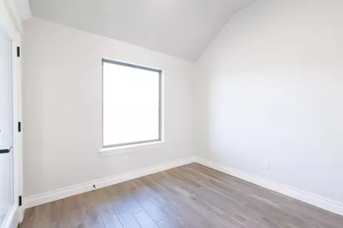 Bedroom - 2920 E Northampton St, Broken Arrow, OK 74014 photo 4 of 11