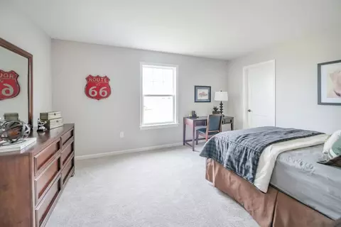 Bedroom - 333 Amber Dr, Lititz, PA 17543 photo 5 of 6