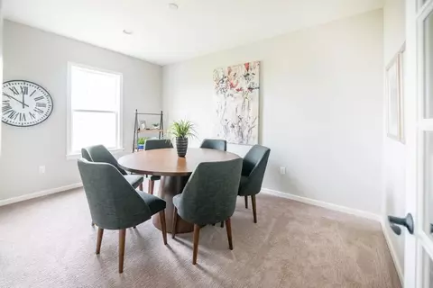 Dining - 333 Amber Dr, Lititz, PA 17543 photo 5 of 5