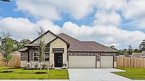 175 Sycamore Ct, Lumberton, TX 77657