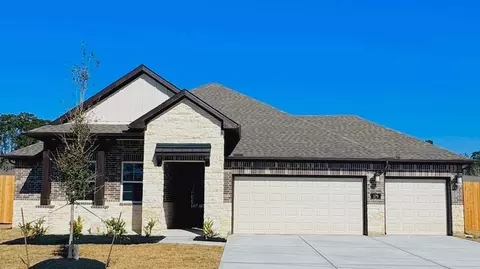 175 Sycamore Ct, Lumberton, TX 77657