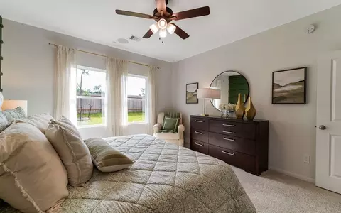 Bedroom - 10515 Killdeer Ct, Willis, TX 77378 photo 4 of 7