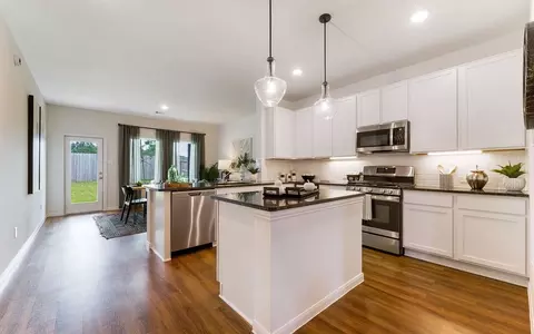 Kitchen - 10515 Killdeer Ct, Willis, TX 77378 photo 5 of 5