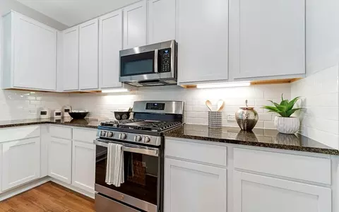 Kitchen - 10515 Killdeer Ct, Willis, TX 77378 photo 3 of 5