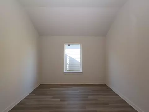Bedroom - 810 Ridgewood Cliffs Ct, Willis, TX 77378 photo 3 of 5