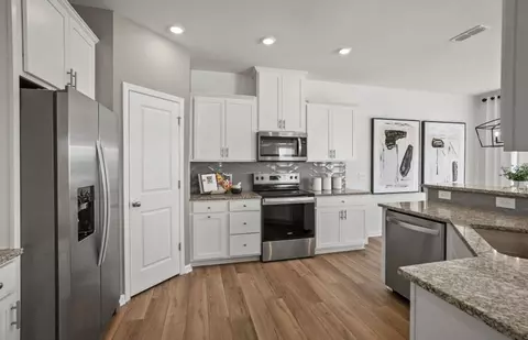 Kitchen - 3810 Pee Dee St, Monroe, NC 28110 photo 5 of 7
