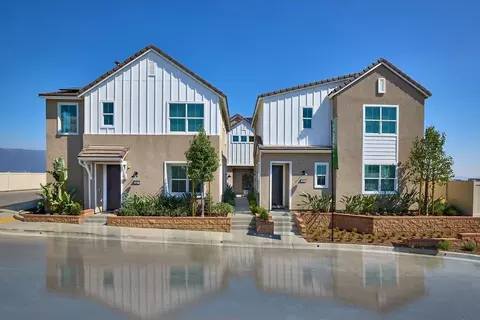 16556 Forest Ln, Fontana, CA 92336