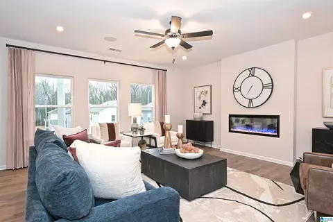 Living - 7310 Upland Loop, Leeds, AL 35094 photo 3 of 9