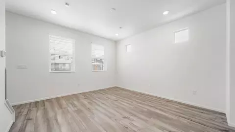 Living - 12562 E 100th Ave, Commerce City, CO 80022 photo 1 of 2