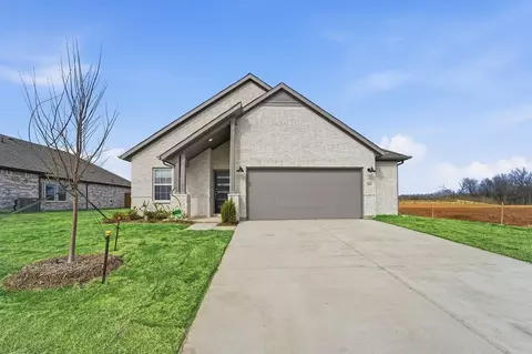 213 Charismatic Rd, Waxahachie, TX 75165