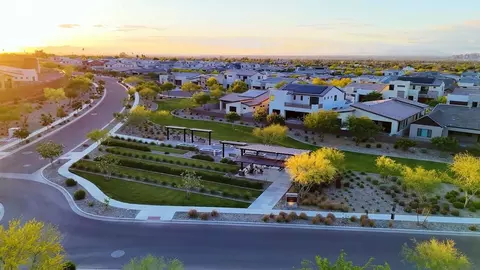 View/Area - 9829 S 12th St, Phoenix, AZ 85042 photo 8 of 33