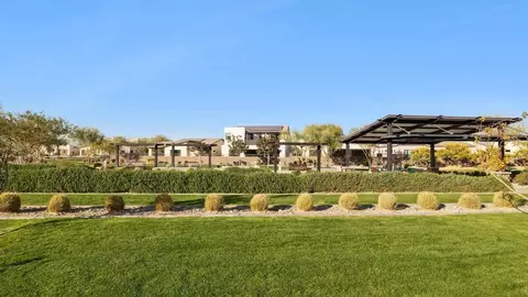 View/Area - 9829 S 12th St, Phoenix, AZ 85042 photo 16 of 33