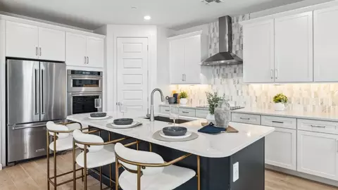 Kitchen - 9829 S 12th St, Phoenix, AZ 85042 photo 6 of 7