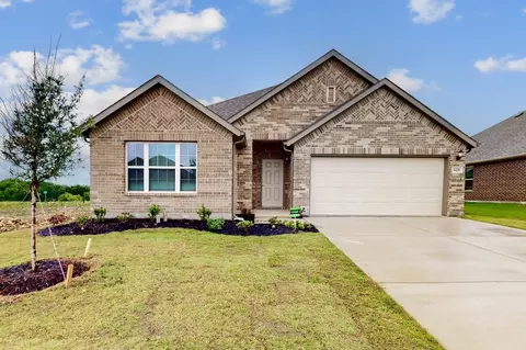 3129 Royal Throne Ct, Denton, TX 76208