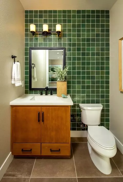 Bath - 1654 Fairway Dr, Seaside, CA 93955 photo 2 of 3