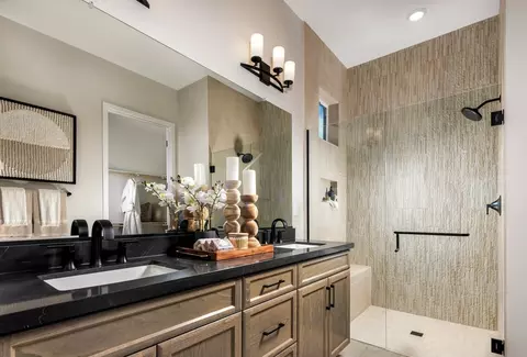 Bath - 3606 Rosado Rd, Paso Robles, CA 93446 photo 1 of 1