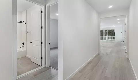 2079 Springvale Dr, Bealeton, VA 22712