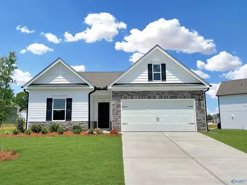 20098 Nightingale Dr, Athens, AL 35611