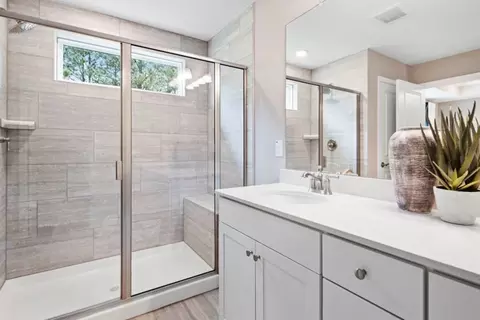 Bath - 5909 Leesville Rd, Durham, NC 27703 photo 2 of 4