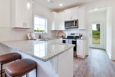 Other - 1004 Crossing Ct E, Valley, AL 36854 photo 6 of 13