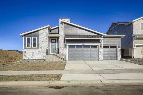 1854 Equinox Dr, Windsor, CO 80550