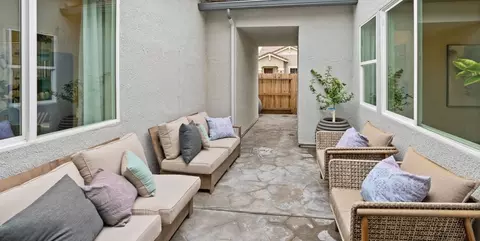 Exterior - 972 W Dana Rd, Madera, CA 93636 photo 6 of 6