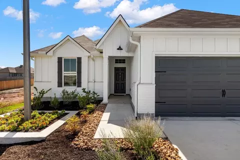 Exterior - 321 State Loop, Troy, TX 76579 photo 2 of 2