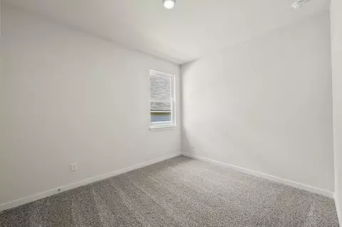 Bedroom - 321 State Loop, Troy, TX 76579 photo 3 of 11