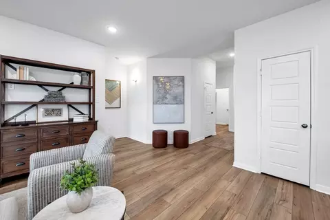Entry Way - 321 State Loop, Troy, TX 76579 photo 4 of 7