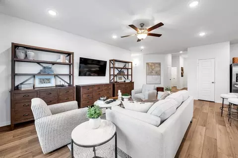Living - 321 State Loop, Troy, TX 76579 photo 3 of 3