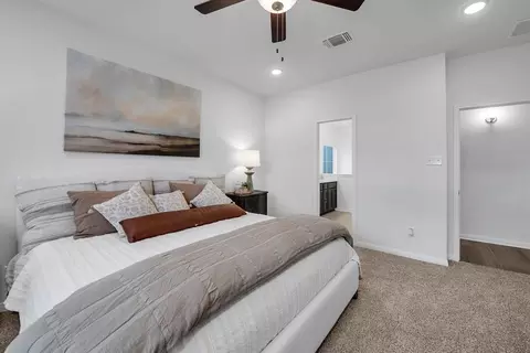 Bedroom - 321 State Loop, Troy, TX 76579 photo 9 of 10