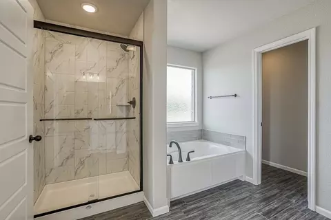 Bath - 25490 84th St, Lenexa, KS 66227 photo 5 of 6