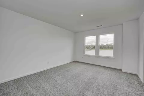 Bedroom - 6583 Hemlock Ln, Pendleton, IN 46064 photo 1 of 17