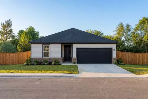 409 Jacks Pl, Seguin, TX 78155