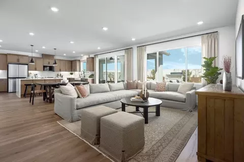 Living - 5566 Balmont St, Lancaster, CA 93536 photo 1 of 1