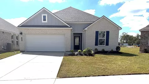 308 Bellewood Dr, Lafayette, LA 70507