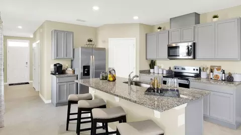 Kitchen - 5515 Taverna Loop, Winter Haven, FL 33884 photo 2 of 5