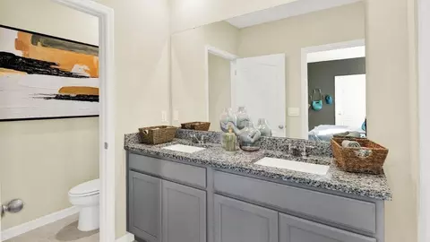 Bath - 5515 Taverna Loop, Winter Haven, FL 33884 photo 2 of 3