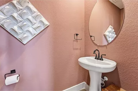 Bath - 5210 Marliese Peak, San Antonio, TX 78264 photo 8 of 8
