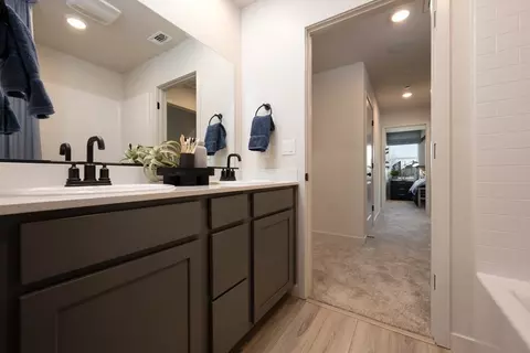 Entry Way - 4109 Adobe Ct, Merced, CA 95348 photo 1 of 2